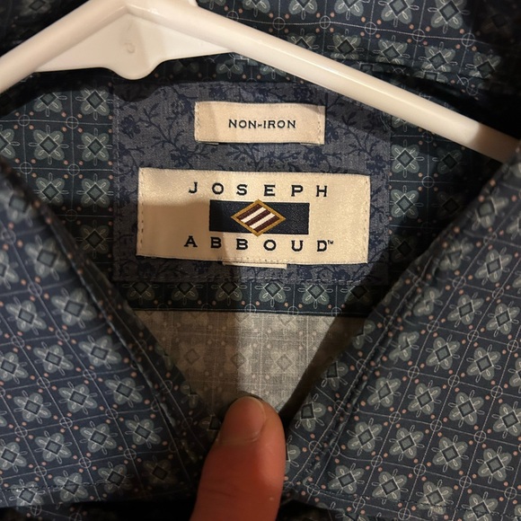 BOGO Joseph Abboud Dress Shirt L - Picture 3 of 6